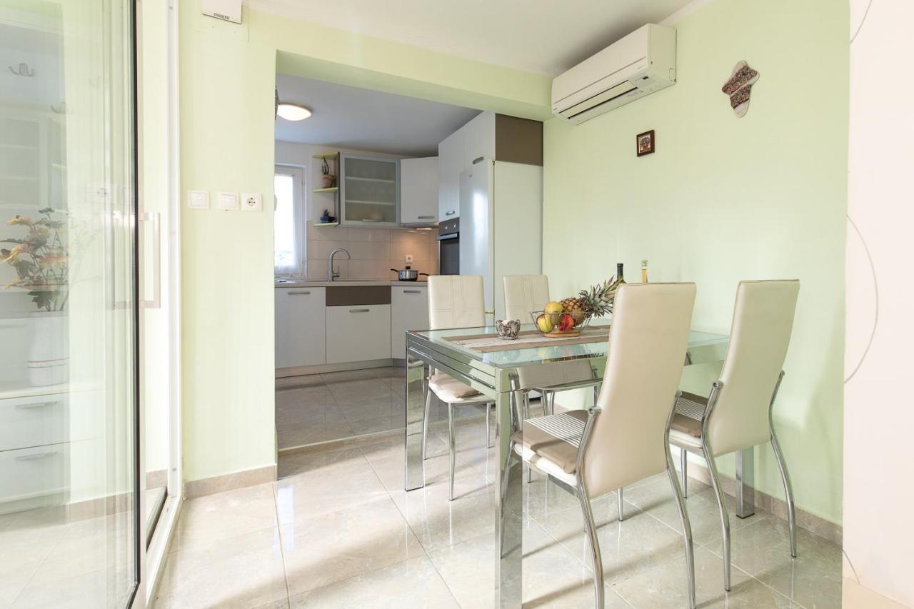 Beach Apartment Đảo Krk Ngoại thất bức ảnh